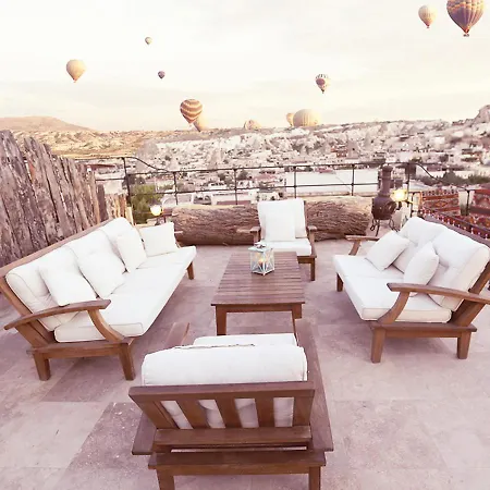 Nessa Cave فندق غوريمِيه