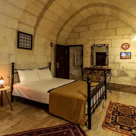 Nessa Cave فندق غوريمِيه